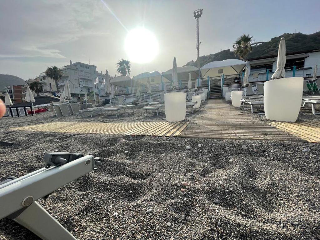 列多加尼住宿酒店 勒托阳尼 外观 照片